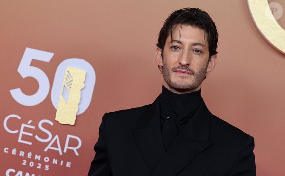 Pierre Niney - Photocall de la 50ème édition de la cérémonie des César à l'Olympia à Paris, France, le 28 février 2025 © Dominique Jacovides - Olivier Borde / Bestimage