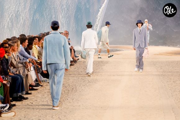 Défilé de mode Louis Vuitton Prêt à Porter Collection Homme Printemps/Été 2027 lors de la Fashion Week de Paris, à la Cité Internationale Universitaire de Paris, France, le 23 juin 2026. © Bestimage