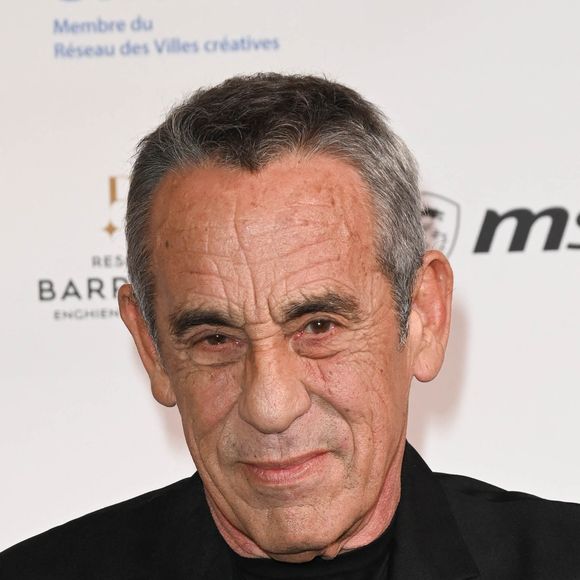 Exclusif -  Thierry Ardisson a donné une conférence vendredi 28 janvier dans le cadre du PIDS Enghien (Pids Enghien - Le festival des effets spéciaux) à propos de sa nouvelle émission « Hôtel du temps ». Elle arrivera en mai sur France 2. Le premier numéro est consacré à Jean Gabin.
 Enghien le 28 janvier 2022.
© Guirec Coadic / Bestimage