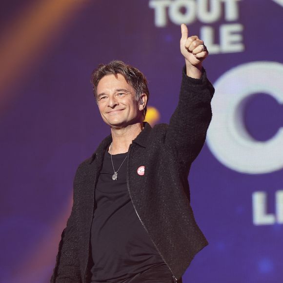 Exclusif - David Hallyday lors du concert du gala de Noël de l'association Tout le monde contre le cancer fête ses 20 ans diffusé le 24 décembre sur M6 à l'Adidas Aren Porte de la Chapelle à Paris, France, le 4 décembre 2025. © Coadic Guirec/Bestimage