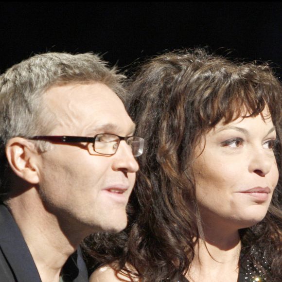 Isabelle Mergault est décédée à l’âge de 67 ans, après un combat contre le cancer.

Isabelle Mergault et Laurent Ruquier - émission spéciale people "Qui veut gagner des millions ?".
DANIEL ANGELI / BESTIMAGE