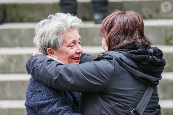 Françoise Laborde, la soeur de la défunte - Arrivées aux obsèques de C.Laborde en l’église Saint-Roch à Paris, le 6 février 2025. Décédée le 28 janvier 2025 à l'âge de 73 ans, l'ancienne présentatrice météo de TF1 (1988 - 2017) était atteinte de la maladie neurodégénérative à corps de Lewy. 
© Jacovides - Moreau / Bestimage