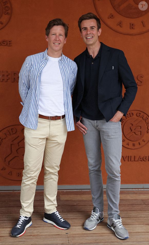 Jean-Baptiste Marteau et son compagnon Jean de Reynal - Célébrités au village des Internationaux de France de tennis de Roland Garros 2024 à Paris le 7 juin 2024.  © Jacovides-Moreau/Bestimage