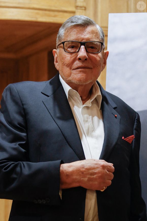 Exclusif - Jean-Claude Camus lors de la conférence de presse  pour la sortie du livre de JC.Camus "Pas né pour ça" à la mairie de Puteaux le 27 mai 2025.
© Christophe Clovis / Bestimage