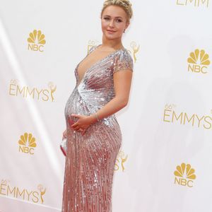 Los Angeles – L'actrice Hayden Panettiere est tragiquement décédée à l'âge de 36 ans. La vedette, surtout connue pour ses rôles marquants dans les séries télévisées à succès Heroes et Nashville s'est éteinte le dimanche 16 août 2026.
Crédit : Backgrid USA / Bestimage