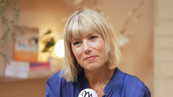 Mélanie Page dans "Métamorphose" sur YouTube.