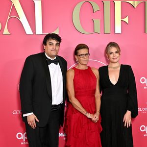 Medy Antony, la princesse Stéphanie de Monaco, et Camille Gottlieb lors de la seconde édition du Global Gift Gala à l'hôtel de Paris à Monaco, le 9 octobre 2026. Cette année, les bénéfices de cette soirée caritative iront à 3 associations, Fight Aids Monaco, Corazones Unidos et Global Gift Foundation. © Bruno Bebert / Bestimage