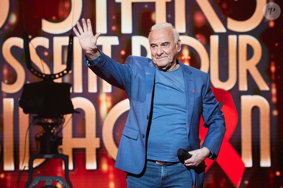Exclusif - Michel Fugain lors de l’enregistrement de l’émission “Les stars s’unissent pour le Sidaction” au théâtre Marigny à Paris, France, le 11 mars 2025. L’émission sera diffusée en prime le 22 mars sur France 2. © Guirec-Moreau/ Bestimage