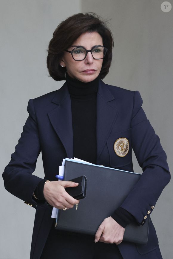 Rachida Dati - Sortie du Conseil des ministres au Palais de l Elysee à Paris.
© PsnewZ / Bestimage