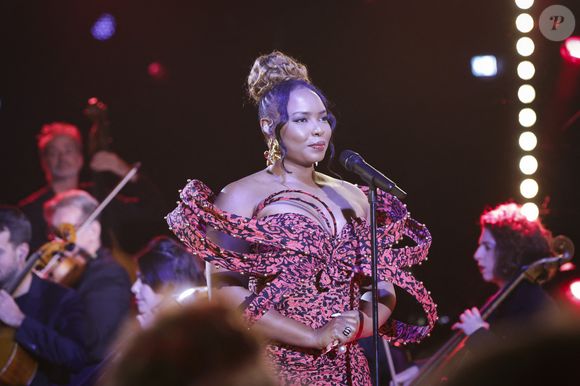 Exclusif - Yemi Alade lors de l'enregistrement de l'émission "Le Grand Echiquier, Spéciale Afrique", présentée par C.Chazal et A.Manoukian et diffusée le 28 août 2025 sur France 2, à Paris, France, le 14 septembre 2024. © Jack Tribeca/Bestimage