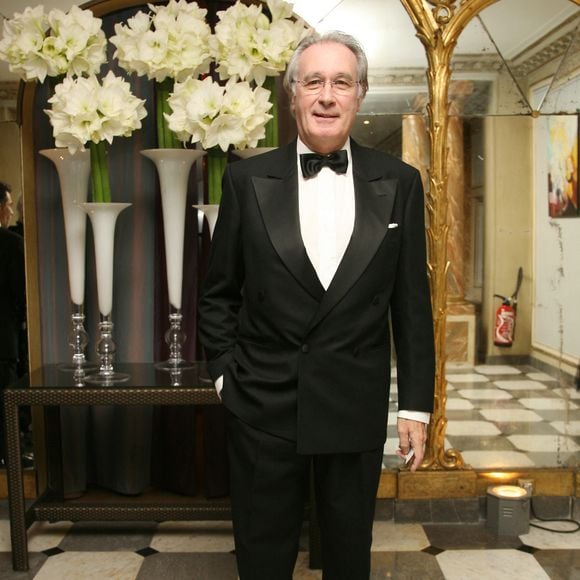 L'acteur Bernard Le Coq assiste au 'Prix Grand Siecle Laurent Perrier', au Pavillon d'Armenonville à Paris, France, le 1er décembre 2008. Photo par Denis Guignenbourg/ABACAPRESS.COM