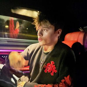 Cameron Hallyday partage sa vie sur Instagram.

Compte Instagram de Cameron Hallyday