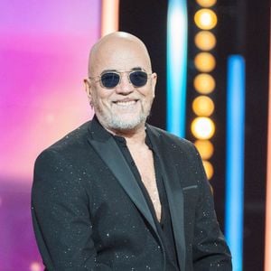 Sur certaines sites, les toiles de l'artistes sont présentées comme "vendues". La preuve qu'il a fait sa place dans le domaine. 

Pascal Obispo lors du Téléthon 2024, à Saint Denis, près de Paris, France, le 29 novembre 2024. Photo par Alexis Jumeau/Abaca