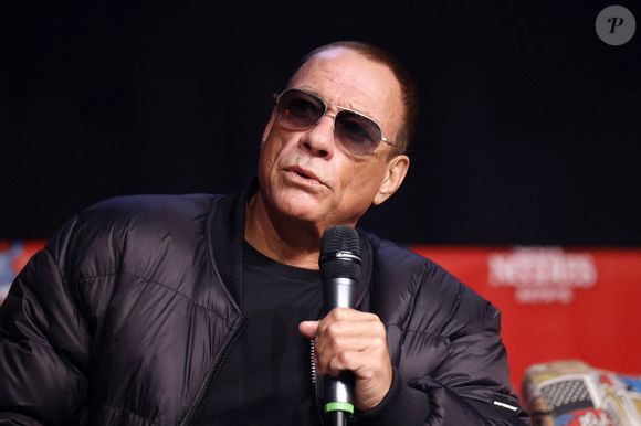 Info - Jean-Claude Van Damme impliqué dans une affaire de trafic sexuel en Roumanie - Jean-Claude Van Damme au Comic Con Winter Edition à Dortmund. Le 3 décembre 2022 @Action Press / Bestimage