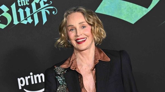 Sharon Stone, 68 ans : "Je m'entraîne une heure et demie, cinq jour sur sept, dans ma piscine"