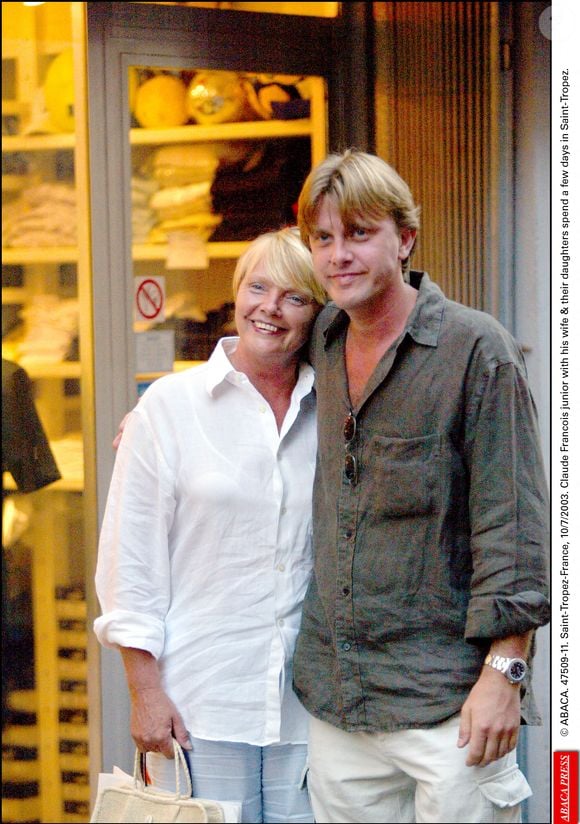 Le 10 juillet 2003 à Saint-Tropez-France, Claude François junior, son épouse et leurs filles passent quelques jours à Saint-Tropez. © ABACA