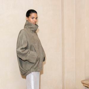 Tina Kunakey - Photocall du défilé Jacquemus au 51 rue Raynouard lors de la Fashion Week Masculine prêt-à-porter Automne/Hiver 2025-2026 à Paris, le 26 janvier 2025. 
© Olivier Borde / Bestimage