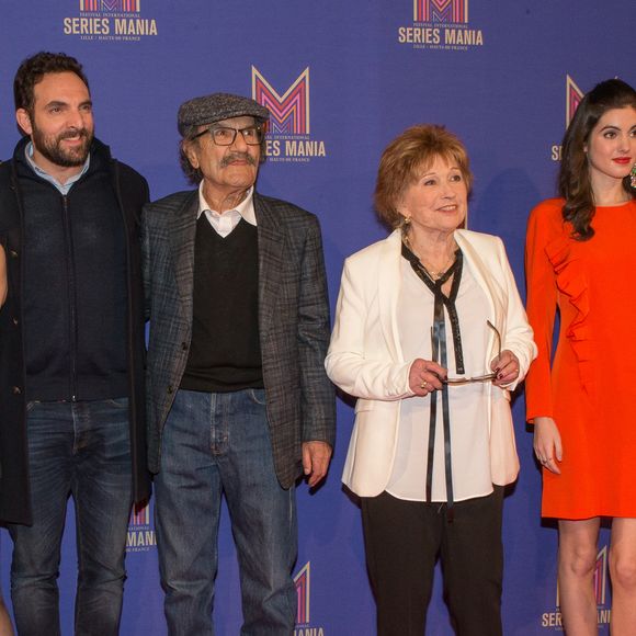 Anne-Elisabeth Blateau, David Mora, Gérard Hernandez, Marion Game, guest, Grégoire Bonnet lors du photocall de la cérémonie de clôture du  festival Series Mania 2019 à Lille le 30 mars 2019

© Stéphane Vansteenkiste / Bestimage
