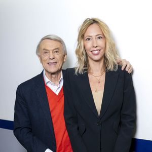 Exclusif - Amélie et Salvatore Adamo en backstage de l'enregistrement de l'émission "Famille je vous aime" présentée par Michel Drucker et qui sera diffusée le vendredi 29 mai sur France 3, à Paris, France, le 4 décembre 2025. © Gaffiot-Perusseau/Bestimage