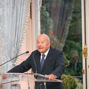 Exclusif - Marc Ladreit de Lacharrière - Quelques semaines après avoir ouvert la Journée de l'Assemblée nationale dédiée à l'Engagement, le samedi 11 avril 2026, M.Ladreit de Lacharrière a reçu Y.Braun-Pivet pour un prestigieux dîner du Cercle de la Revue des Deux Mondes, le 8 juin 2026. 
© Jack Tribeca / Bestimage