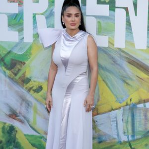 Pas question donc de fêter cet anniversaire à l'abri des regards : Salma Hayek veut tout partager ! 

Salma Hayek à Londres London lors de l'évènement "The Serpentine Gallery Summer Party 2026".  

Backgrid UK/ Bestimage