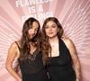 Mais au-delà de son look, la star arborait la manucure ultra-tendance du moment sur ses ongles.

Bella Tilbury, Louane Emera au photocall du dîner intimiste organisé par Charlotte Tilbury dans le cadre de l'événement AFF à Paris, le 15 septembre 2026. 

© Pierrick Rocher/BFA.com/Backgrid/Bestimage