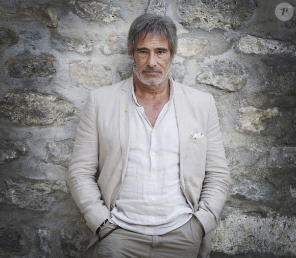 Leur relation n’a pas toujours été facile, mais l’amour et le respect sont présents.

Exclusif – Gérard Lanvin pose lors du 7e Festival du film d'Angoulême, le 24 août 2014. Photo : Jérôme Domine/ABACAPRESS.COM