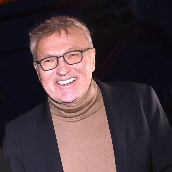 Laurent Ruquier a précisé que ce n'était pas au même moment, ils ont loué la meme maison

Laurent Ruquier à la 150 ème du spectacle "Tombé du ciel" de Jeanfi Janssens à la Comédie des Champs Elysées à Paris le 13 février 2025. Spectacle suivi d'une réception Restaurant Manko.

© Cédric Perrin / Bestimage