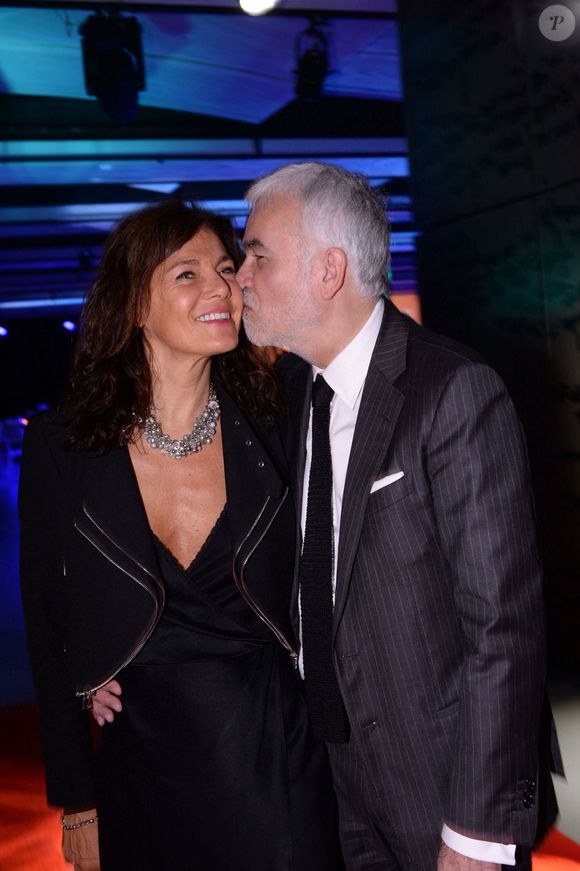 Pascal Praud et sa femme Catherine - Cérémonie de clôture du 7 ème Festival de cinéma et musique de film de La Baule, le 26 juin 2021. RACHID BELLAK / BESTIMAGE