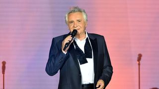 "Je voulais l’épouser" : Michel Sardou revient sur sa relation longtemps restée secrète avec une star de cinéma