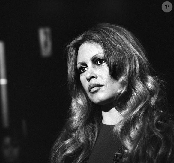 Brigitte Bardot en 1975. Photo by Alamy/ABACAPRESS.COM