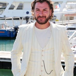 Michael Youn - Photocall du film "Flashback" lors de la 26ème Edition du Festival de la Fiction de La Rochelle. 
© Patrick Bernard / Bestimage