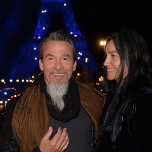 Exclusif - Florent Pagny et sa femme Azucena Caman - Backstage du concert anniversaire des 130 ans de la Tour Eiffel à Paris, qui sera diffusé le 26 octobre sur France 2. Le 2 octobre 2019.
© Perusseau-Veeren/ Bestimage