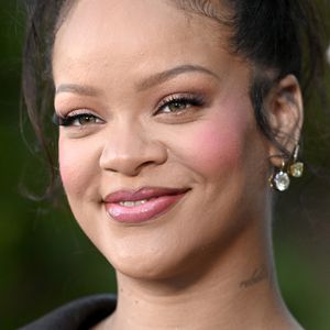 Le 13 juillet 2025, Rihanna a assisté à la première à Los Angeles du film “Les Schtroumpfs” produit par Paramount Pictures, aux studios Paramount à Los Angeles, Californie (réf. : 250713A1). GOFF INF / BESTIMAGE