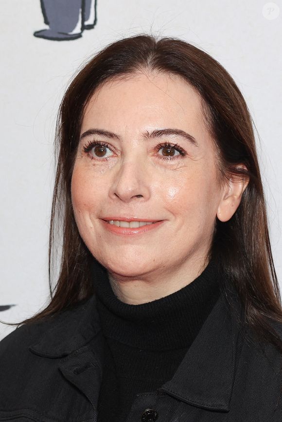 "Le soir de mes 51 ans, j’ai invité quelques amis à la maison. On a mangé des spaghettis et un gâteau au chocolat, puis je leur ai annoncé que c’était ma dernière année sur terre. J’étais programmée pour", a confié Anne Goscinny à "Libération"

Anne Goscinny assiste à l'avant-première du film 'Le Petit Nicolas - Qu'est-ce qu'on attend pour être heureux' à l'UGC Normandie le 09 octobre 2022 à Paris, France. Photo par Nasser Berzane/ABACAPRESS.COM