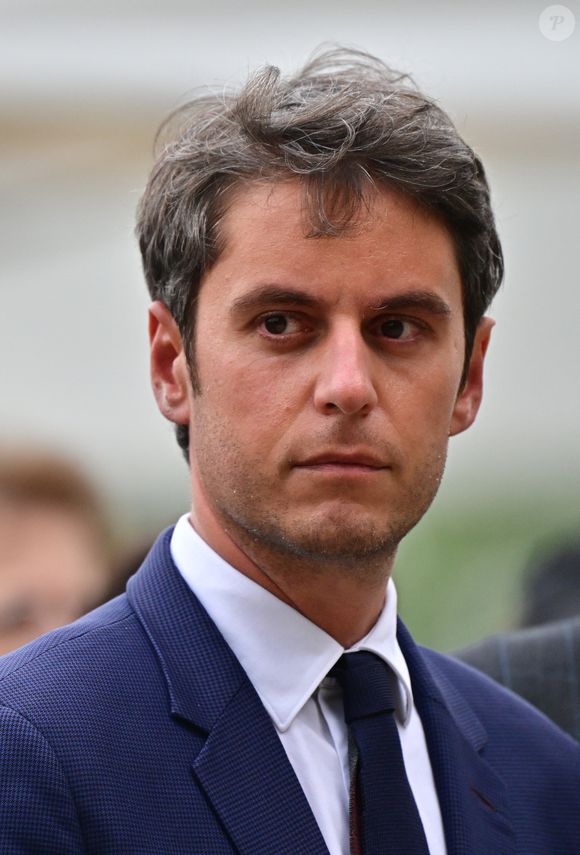 Gabriel Attal lors de la cérémonie de commémoration du génocide arménien de 1915 à Paris le 24 avril 2025. © Christian Liewig / Bestimage