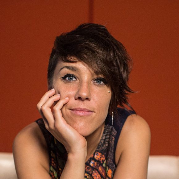 La chanteuse française Zaz pose à Berlin, en Allemagne, le 08 juin 2016. Photo par Wolfram Kastl/dpa/ABACAPRESS.COM