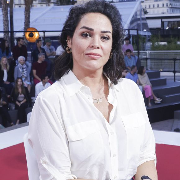 Lola Dewaere - L'équipe du film "Le petit Nicolas : qu'est-ce qu'on attend pour être heureux" sur le plateau de l'émission "Spéciale Cannes", présentée par D.Burki et diffusée sur Culture Box. Le 20 mai 2022
© Jack Tribeca / Bestimage