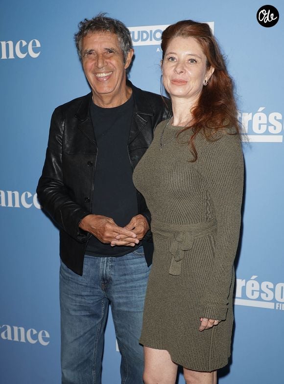 Julien Clerc était donc présent pour soutenir sa fille à quelques jours de la sortie du film en salles.

Julien Clerc et sa femme Hélène Grémillon - Avant-première du film "Garance" au cinéma Pathé Wepler à Paris le 15 septembre 2026. © Coadic Guirec/Bestimage