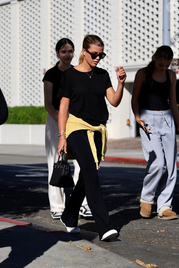 EXCLUSIF - Sofia Richie et sa nièce Harlow à Bevely Hills.
Backgrid USA