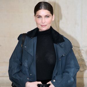 mais aussi "partager de bons petits plats et profiter aussi de ce temps calme pour lire".

Laetitia Casta au photocall du défilé Christian Dior "Collection Haute Couture Printemps/Eté 2025" au Musée Rodin, lors de la Fashion Week de Paris (PFW), le 27 janvier 2025.
© Bertrand Rindoff / Bestimage