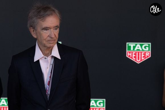 Monte-Carlo (Monaco) – 25 mai 2025. Bernard Arnault sur le podium aux côtés du vainqueur Lando Norris après le Grand Prix de Monaco 2025, disputé sur le Circuit de Monaco. (Crédit photo : Olivier Huitel / Crystal / Bestimage).