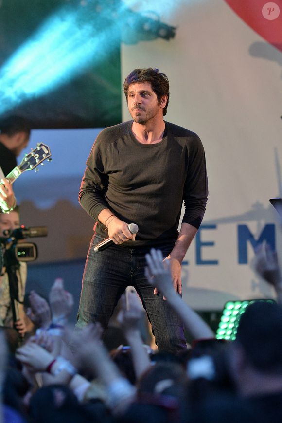 Patrick Fiori rappelle que sa priorité reste sa famille, malgré sa carrière.

Patrick Fiori se produit sur scène lors du 'RFM Summer Live 2014' à Levallois-Perret, France, le 4 juillet 2014. © Nicolas Briquet/Abacapress.com