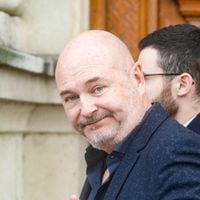 "Tout s'est arrêté en un claquement de doigts" : 6 semaines auront suffi... Cauet fait le point après un tournant de sa vie