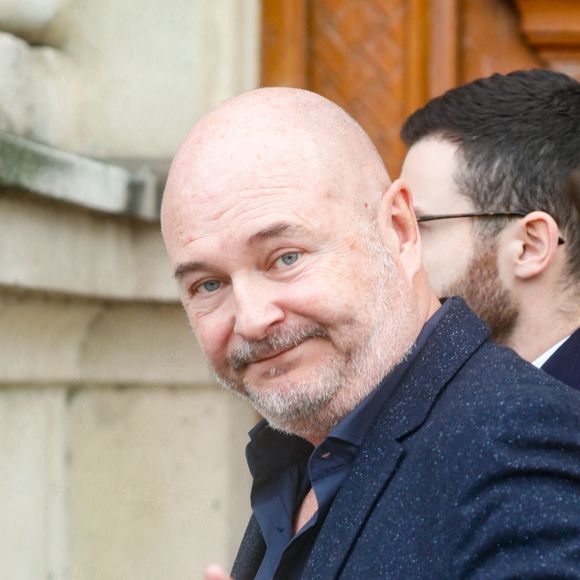 Six semaines que Cauet est revenu sur les ondes d'Europe 2

Suspendu de l'antenne après une enquête pour viol, Sébastien Cauet réclame en justice son retour sur NRJ au tribunal de commerce de Paris, France. L'animateur de radio a assigné la station en justice pour exiger son retour sur les ondes. L'animateur, suspendu depuis novembre dernier de l'antenne de NRJ, fait désormais l'objet d'au moins 5 plaintes pour viol ou agression sexuelle. © Christiophe Clovis/Bestimage