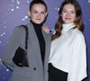 Chaque cours durait 1h15, photos avec les danseuses incluses.

Alizee Bois et Elsa Bois assistent à la première de WISH au Grand Rex à Paris, France, le 13 novembre 2023. Photo par Jerome Dominé/ABACAPRESS.COM
