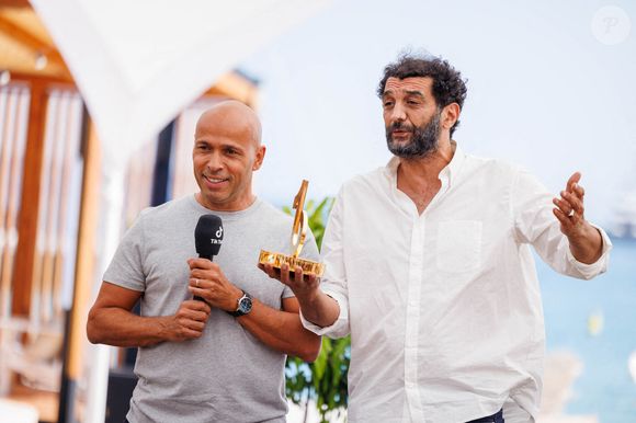 Éric Judor et Ramzy Bedia assistent à la cérémonie des lauréats du concours international de courts métrages TikTok #TikTokShortFilm qui se tient à La plage de la palme le 23 mai 2023 à Cannes, France. Photo by David Boyer/ABACAPRESS.COM