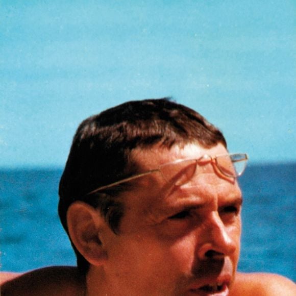 Voyage de Jacques Brel et sa compagne Maddly Bamy en voilier, "L'Askoy II", jusqu'aux iles Marquises en 1975. © Collection particuliere Maddly Bamy / Imagebuzz / Bestimage