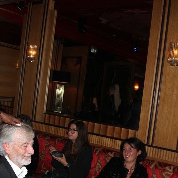 Exclusif - Gilles Verdez et sa femme Fatou - Personnalités à la soirée French Cancan au restaurant Le Bœuf sur le Toit à Paris le 12 octobre 2025.

© Philippe Baldini / Bestimage