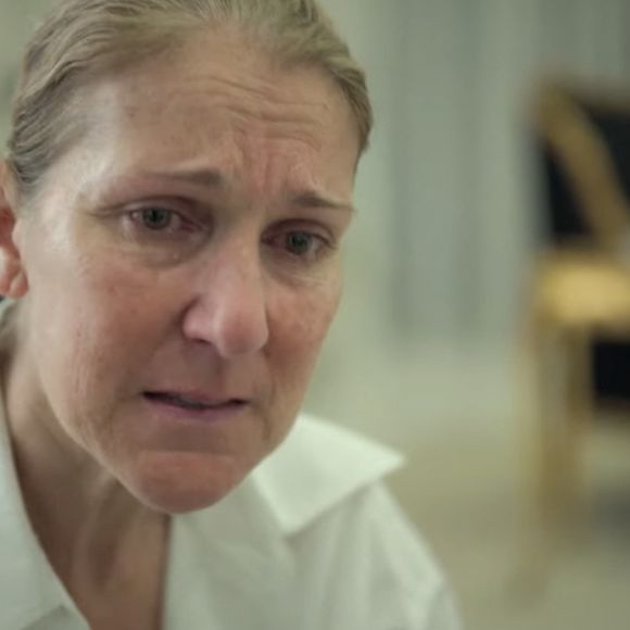 Elle était attendue à l'Eurovision, du moins c'est ce que laissait penser la rumeur. 

Céline Dion évoque ses problèmes liés à son syndrome de l'homme raide.